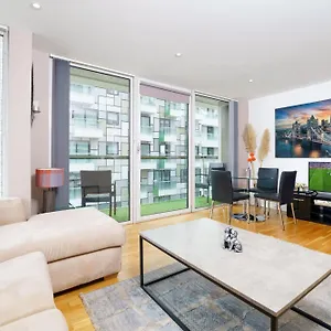 Apartment Cobalt Point 2, London